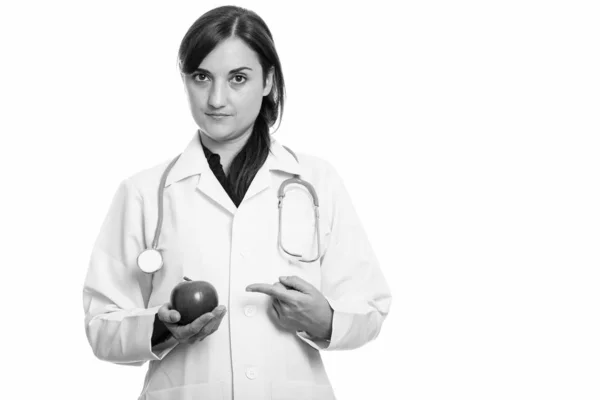 Retrato de mulher bonita médico como nutricionista com maçã — Fotografia de Stock