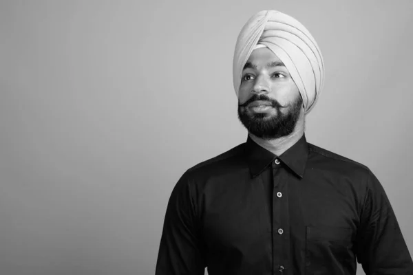 Studio Shot Young Bearded Indian Sikh Businessman Turban Gray Background — Stockfoto