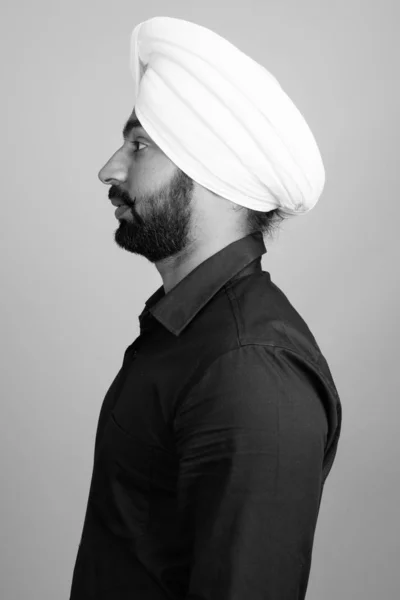 Studio Shot Young Bearded Indian Sikh Businessman Turban Gray Background — 스톡 사진