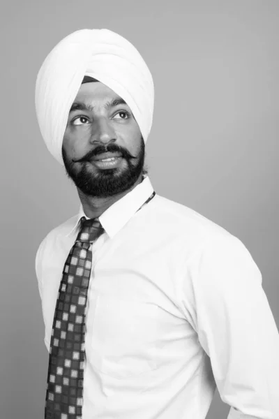 Studio Shot Young Bearded Indian Sikh Businessman Turban Gray Background — 스톡 사진