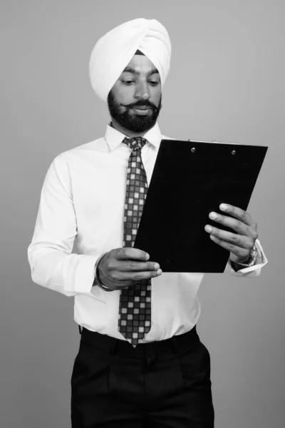 Studio Shot Young Bearded Indian Sikh Businessman Turban Gray Background — Photo