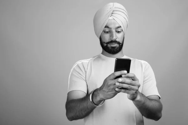 Studio Shot Young Handsome Bearded Indian Sikh Man Wearing Turban — Photo