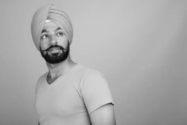 Studio Shot Young Handsome Bearded Indian Sikh Man Wearing Turban — Photo