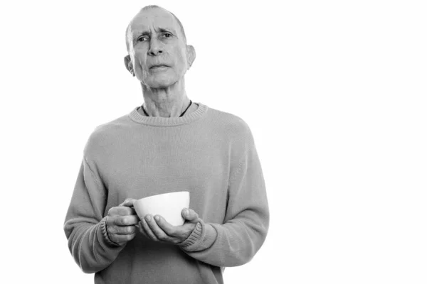Στούντιο Πλάνο Του Ηλικιωμένου Άνδρα Που Απομονώνονται Λευκό Φόντο Μαύρο — Φωτογραφία Αρχείου