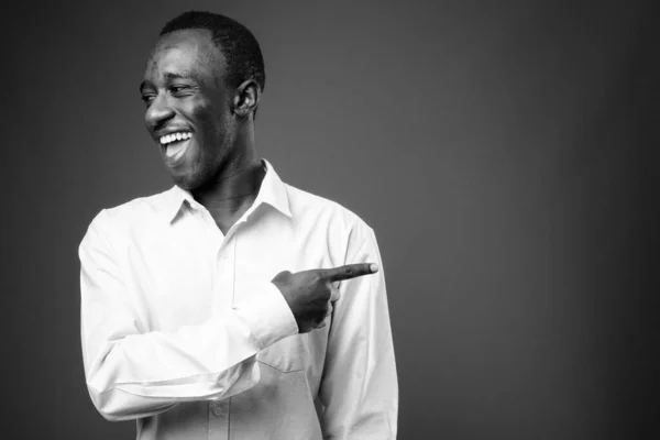 Studio Shot Young African Businessman Gray Background Black White — Fotografia de Stock