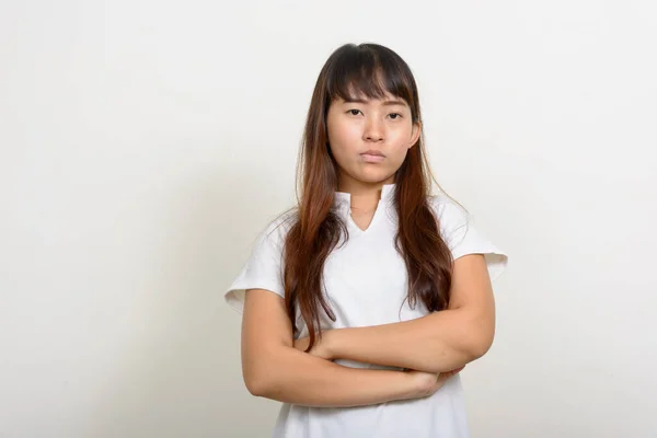 Estúdio Tiro Jovem Mulher Asiática Contra Fundo Branco — Fotografia de Stock