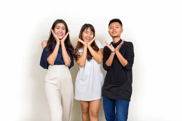Studio Shot Three Young Beautiful Asian Women Friends Together White — Foto de Stock