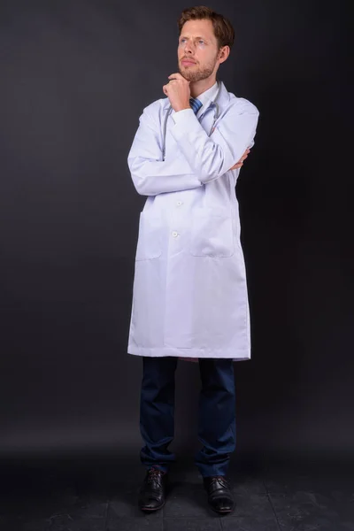 Studio Shot Handsome Bearded Man Doctor Black Background — Stock Photo, Image