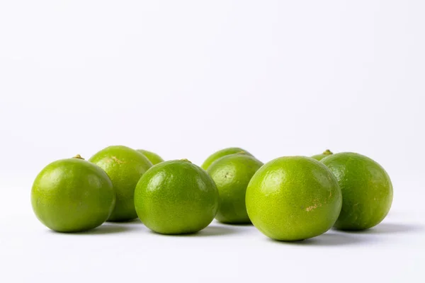 Group Fresh Green Limes White Background — ストック写真