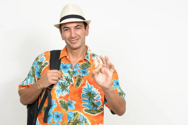 Studio Shot Mature Handsome Tourist Man Ready Vacation White Background — Φωτογραφία Αρχείου