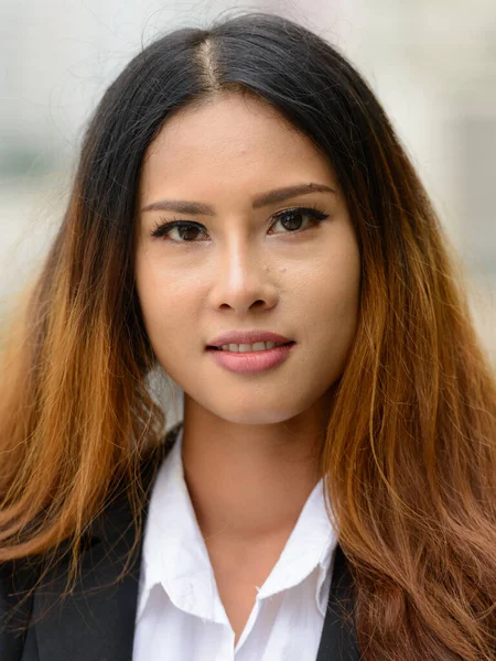 Portrait Young Beautiful Asian Businesswoman View City — Stock Photo, Image