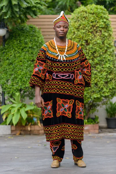 Portrait Young Handsome African Man Wearing Traditional Clothing Streets Outdoors — Stock Fotó