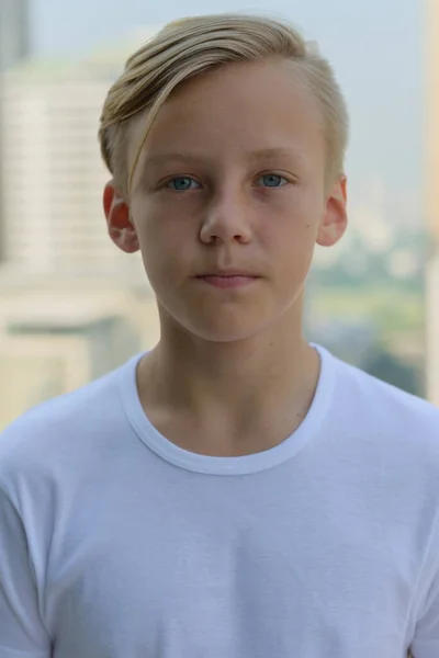 Portrait Young Handsome Scandinavian Boy Blond Hair View City — Stockfoto