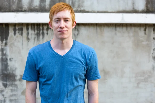 Portrait Man Red Hair Concrete Wall Outdoors — Stock fotografie