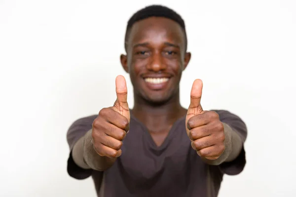 Studio Shot Van Jonge Afrikaanse Man Geïsoleerd Tegen Witte Achtergrond — Stockfoto