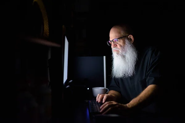 Portrait Mature Handsome Bald Hipster Man Long Beard Working Overtime — Photo