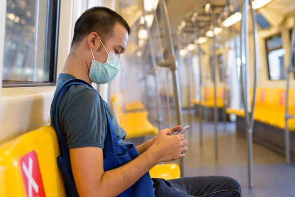 Portrait Young Asian Man Wearing Mask Protection Corona Virus Outbreak — Stock Fotó