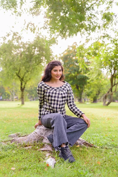 Portrait Young Beautiful Indian Hipster Woman Relaxing Park Outdoors — Stockfoto