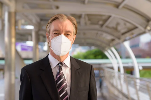 Portrait Mature Businessman Suit Mask Protection Corona Virus Outbreak Skywalk — Photo