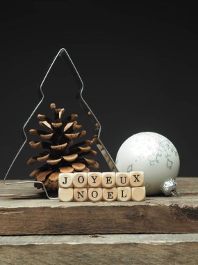 Fransız Merry Christmas arka plan ağaç şeklinde
