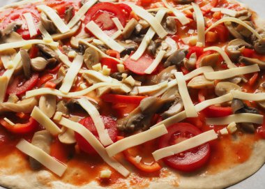 ev yapımı pizza yakın çekim
