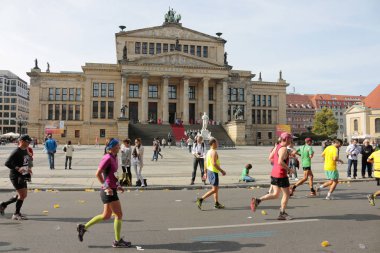 Gendarmenmarkt: 42nd Berlin Marathon