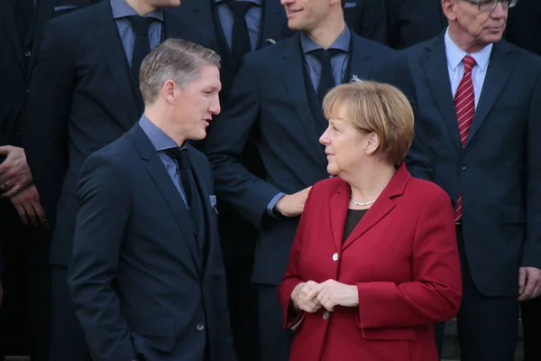 Schweinsteiger, Angela Merkel - recepção oficial — Fotografia de Stock