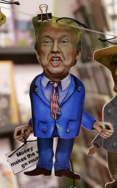 Donald Trump - marionet. — Stockfoto