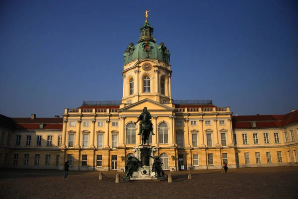 Schloss Charlottenburg (zámek Charlottenburg) — Stock fotografie