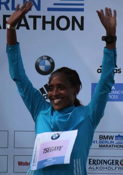 Tirfi Tsegaye (Etiopía) - 42ª Maratón de Berlín, Berlín . — Foto de Stock