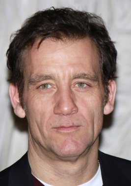 Clive Owen Berlinale Jürideki Rotes Rathaus bir resepsiyonda.