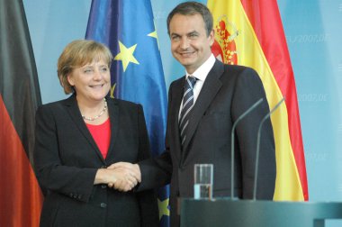 Başbakanı Angela Merkel, İspanya Başbakanı Jose Luis Rodriguez Zapatero