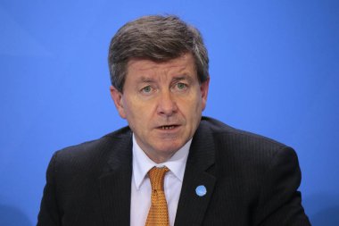 Yönetmen Guy Ryder 