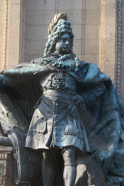 Bust of Friedrich I. on the Charlottenburg Gate — Stock Photo, Image