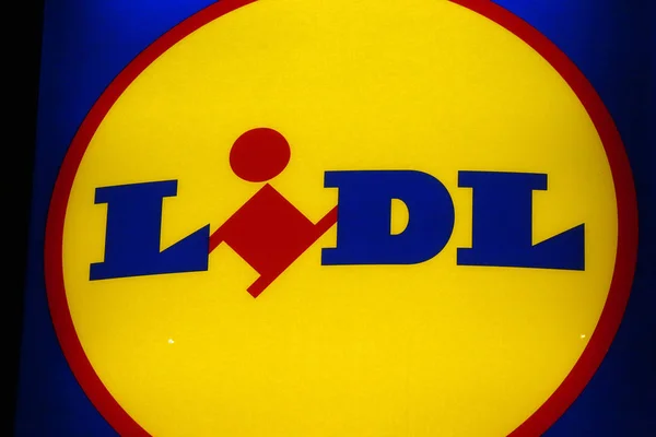 Brand names:  "Lidl", Berlin. — Stockfoto