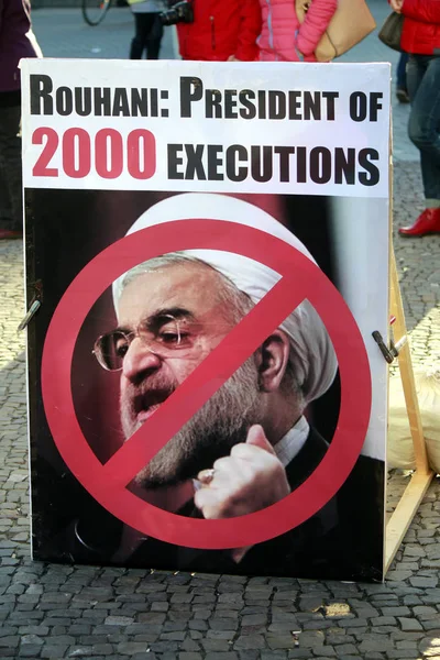 Protest poster with  President Hassan Rohani — Stock Photo, Image