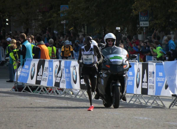 Dennis Kimetto (Kenia) - 42nd Berlin Marathon, Berlin. — Zdjęcie stockowe