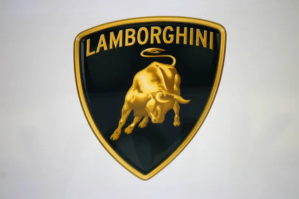 Logo marki "Lamborghini", Berlin. — Zdjęcie stockowe