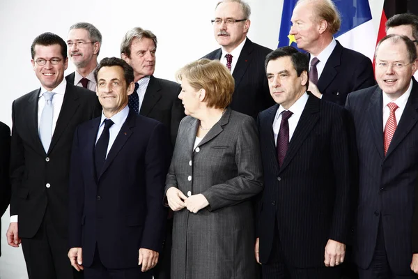 "Familiefoto "voor de vergadering van de Duits-Franse Raad — Stockfoto