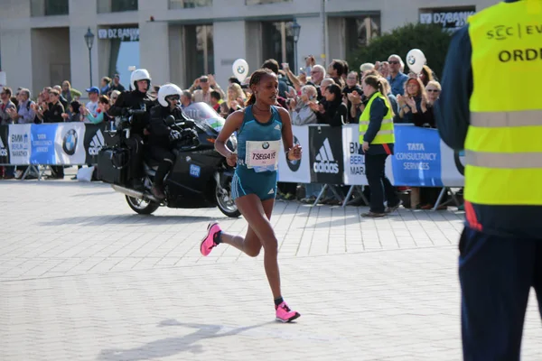Tirfi tsegaye (Äthiopien) - 42. berlin marathon, berlin. — Stockfoto