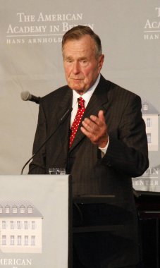 Eski bizi Başkan George Bush 