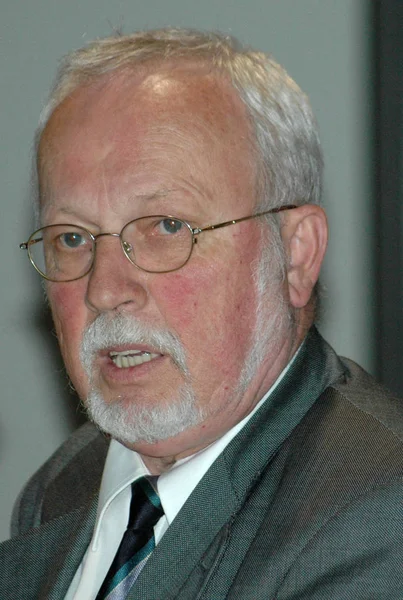 Lothar de üyelerine konuşma Maiziere
