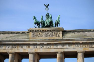 Quadriga, Berli 'deki Brandenburg Kapısı.