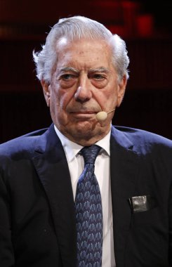 Nobel Ödülü kazanan Mario Vargas Llosa