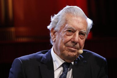 Nobel Ödülü kazanan Mario Vargas Llosa