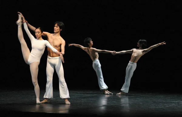 Bailarines del ballet de Tokio — Foto de Stock
