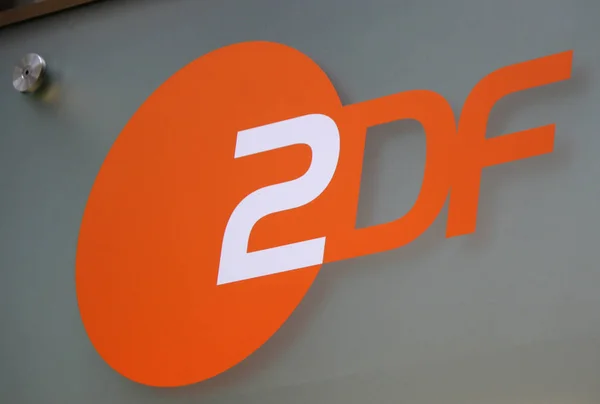 Logó, a márka "Zdf" — Stock Fotó