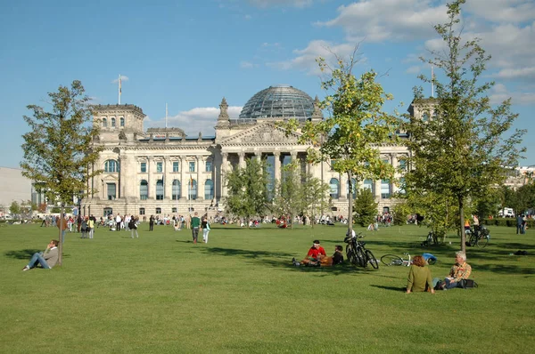 Edificio Reichstags en Berlín . —  Fotos de Stock
