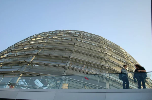 A Reichstags épület a kupola — Stock Fotó