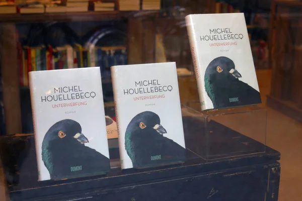 Nová kniha od Michel Houellebecq — Stock fotografie